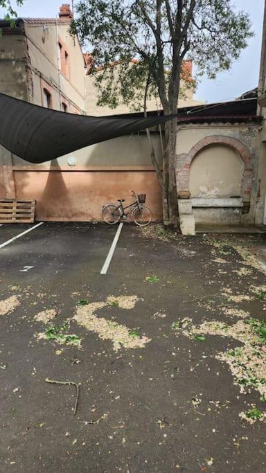 T3 Petit Confort - Proche Commodites - Parking Prive Toulouse