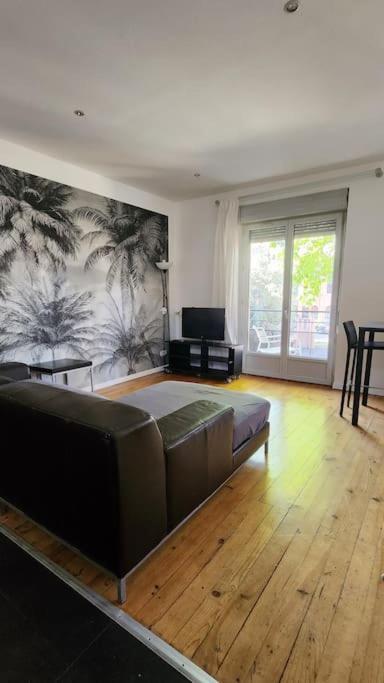 Apartment T3 Petit Confort - Proche Commodites - Parking Prive *