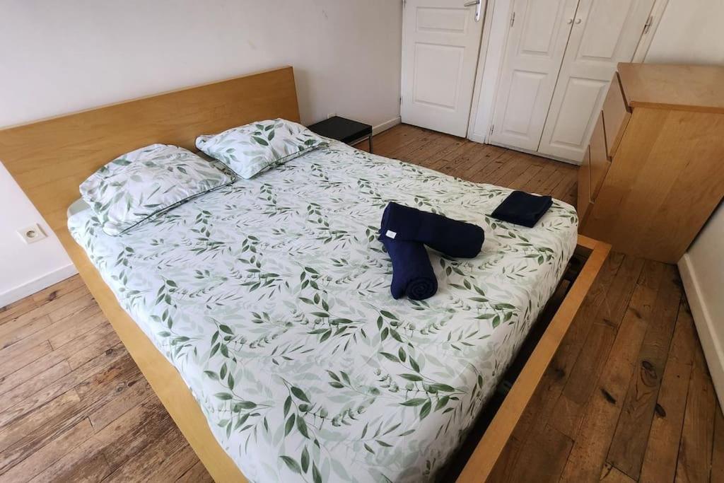 T3 Petit Confort - Proche Commodites - Parking Prive